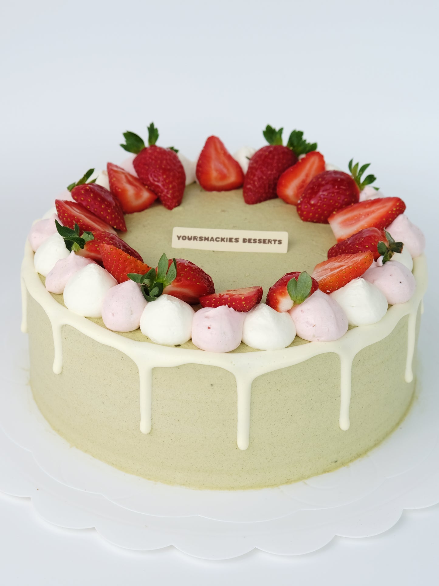 Tie Guan Yin Strawberry Cake
