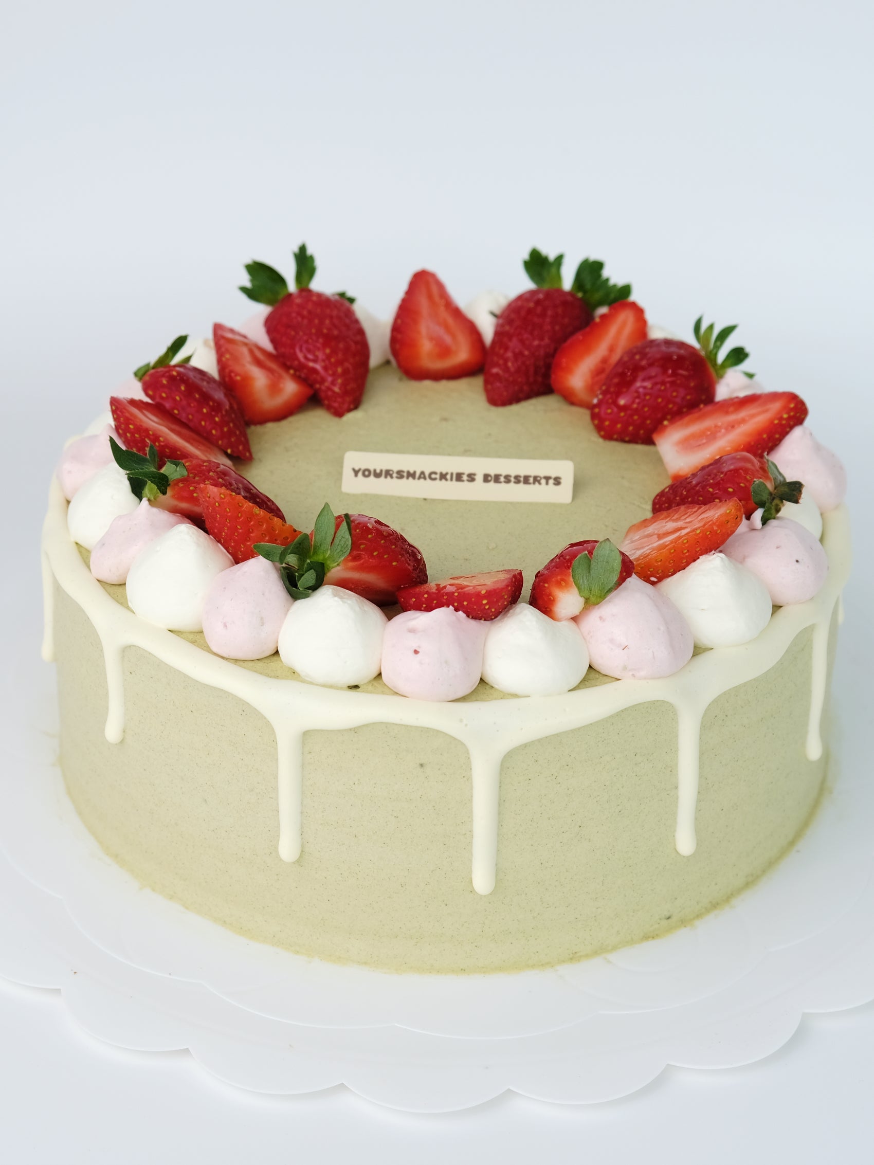 Tie Guan Yin Strawberry Cake